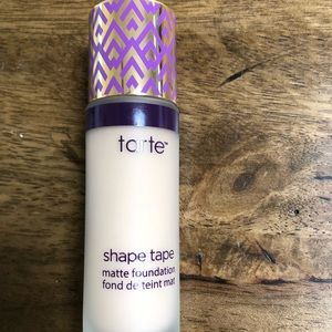 Tarte shape tape matte foundation
